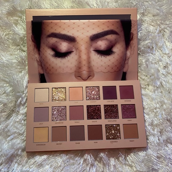 Sephora Other - Huda Beauty Nude Eyeshadow Palette Sephora Other - Huda Beauty Nude Eyeshadow Palette
